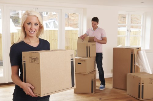 Packing and moving boxes for Bermondsey home removals
